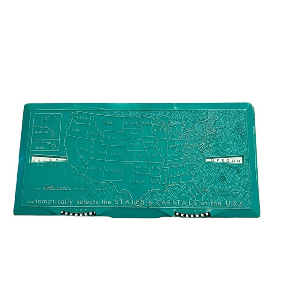 VINTAGE 1960 STERLING BRAND STATES & CAPITALS PLASTIC PENCIL CASE Topper Green - Picture 1 of 4